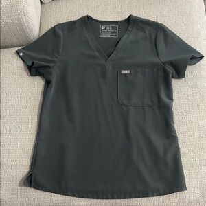 Figs Bonsai Scrub Top